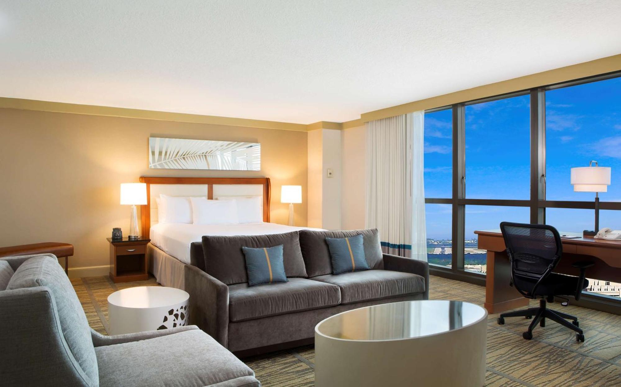 Doubletree By Hilton Hotel Miami Airport & Convention Center Exterior foto